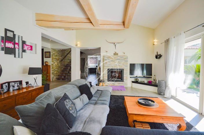 Image No.16-3 Bed House for sale