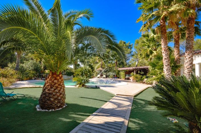 Image No.31-3 Bed House for sale