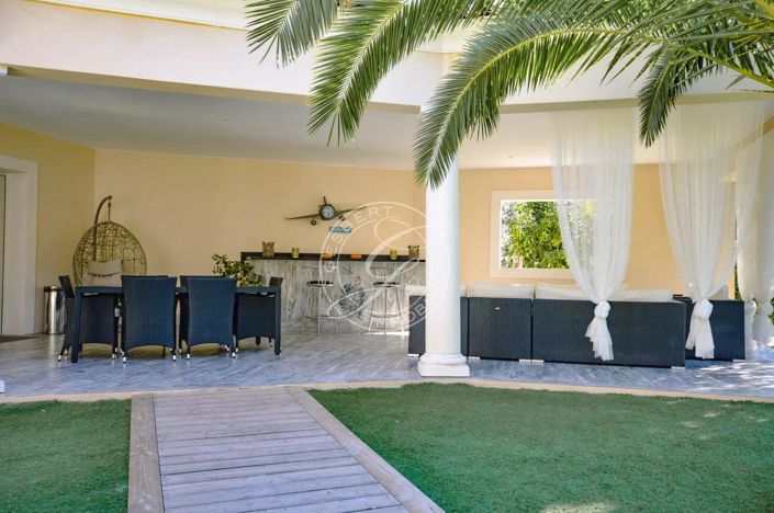 Image No.8-3 Bed House for sale