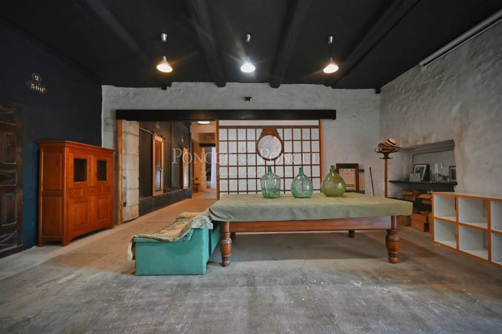 Image No.36-10 Bed House for sale