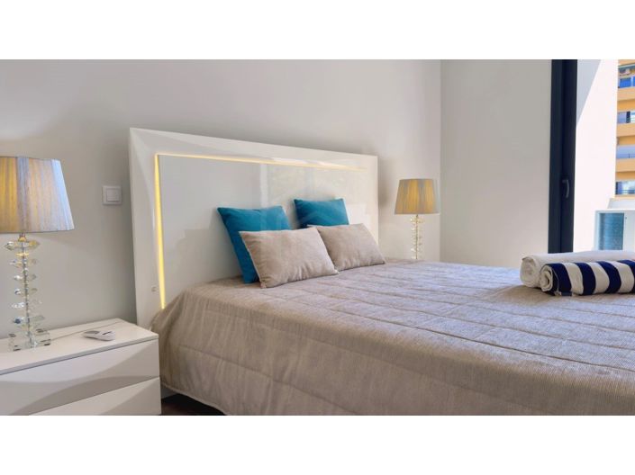 Image No.18-3 Bed Apartment for sale