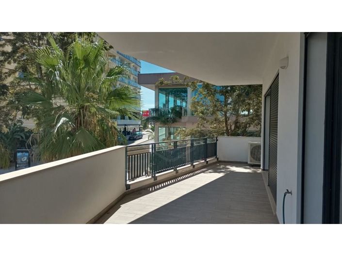 Image No.37-3 Bed Apartment for sale