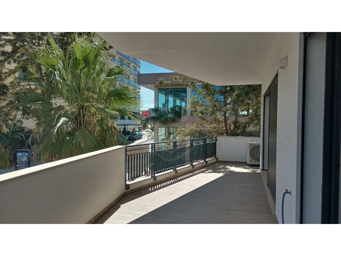 Image No.39-3 Bed Apartment for sale