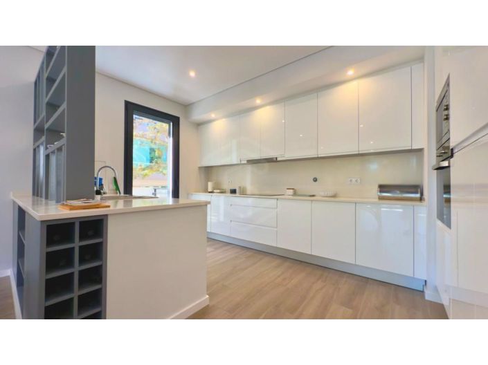 Image No.7-3 Bed Apartment for sale