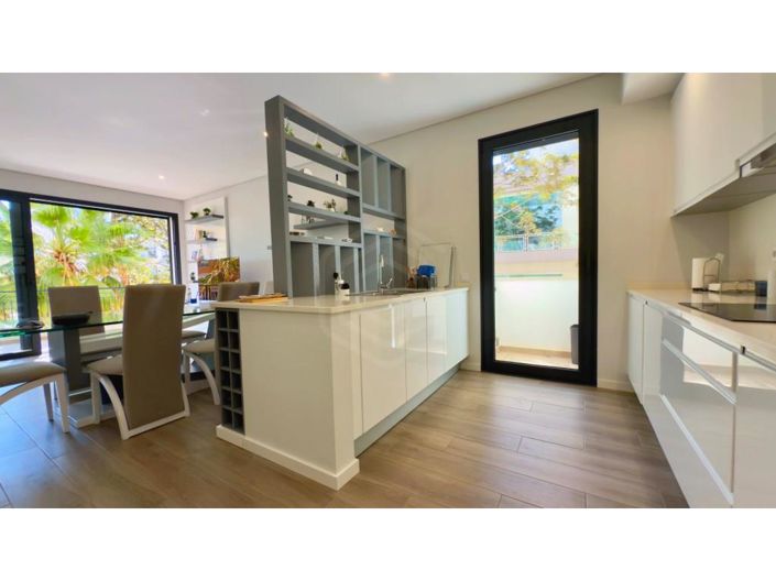 Image No.9-3 Bed Apartment for sale