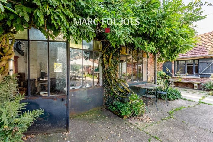 Image No.5-6 Bed House for sale