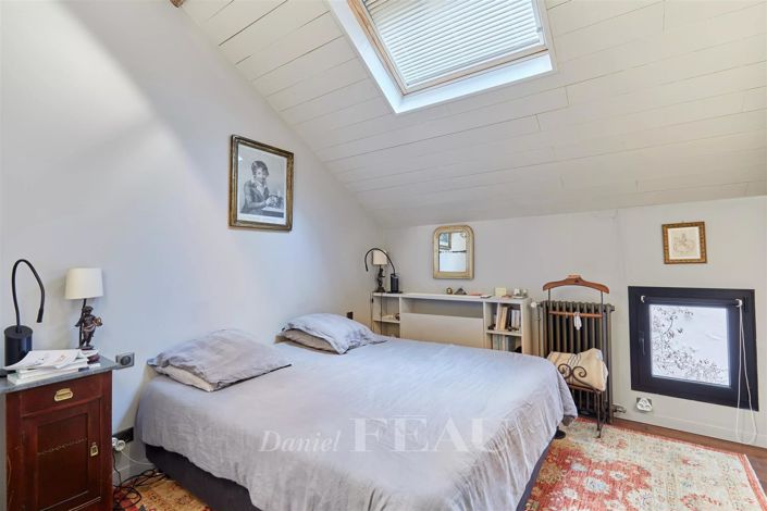 Image No.10-4 Bed Apartment for sale