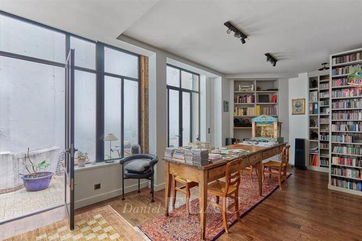 Image No.20-4 Bed Apartment for sale