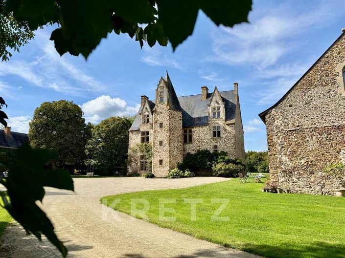 Image No.20-4 Bed Property for sale