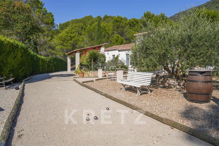 Image No.12-Maison de 14 chambres à vendre à Fontaine-de-Vaucluse