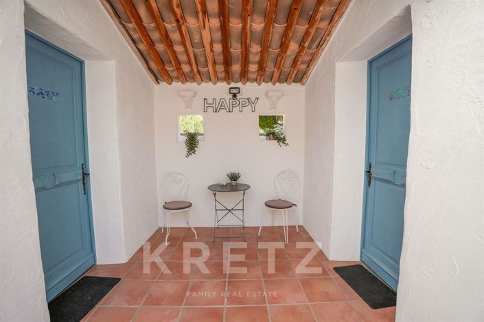 Image No.5-Maison de 14 chambres à vendre à Fontaine-de-Vaucluse