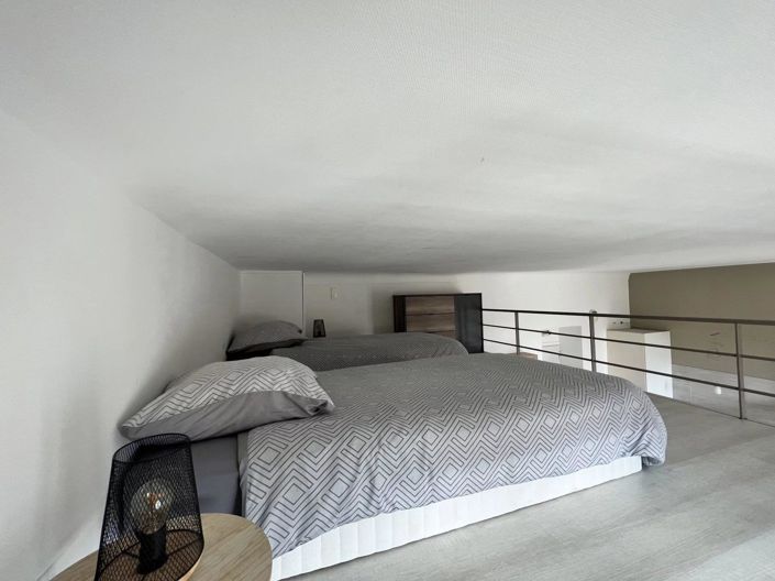 Image No.6-Apartment for sale