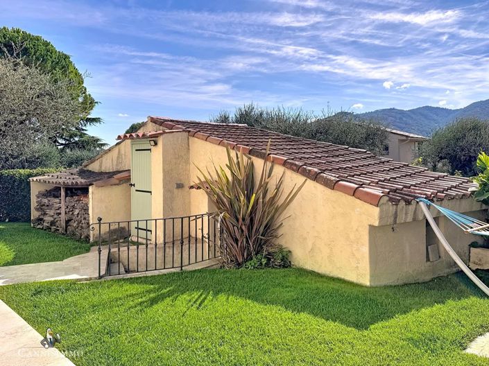 Image No.21-4 Bed House for sale