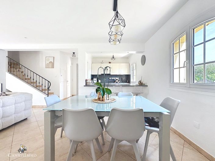 Image No.5-4 Bed House for sale