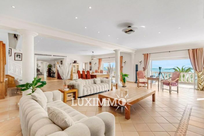 Image No.7-6 Bed House for sale