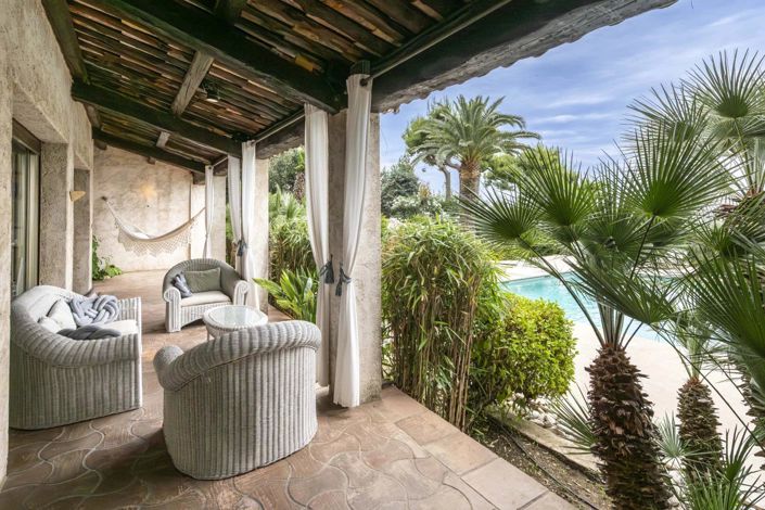 Image No.18-10 Bed House for sale