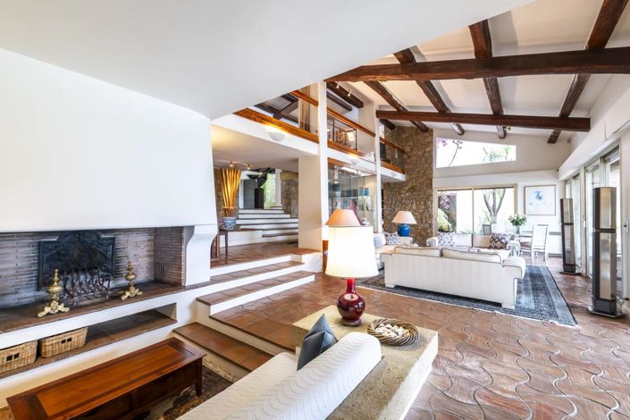 Image No.9-10 Bed House for sale