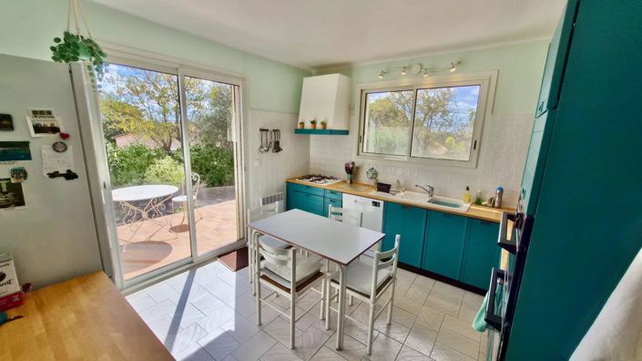 Image No.5-Maison de 4 chambres à vendre à Castelnau-de-Guers