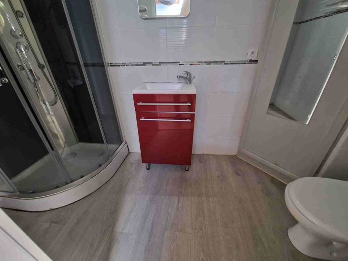 Image No.11-3 Bed House for sale