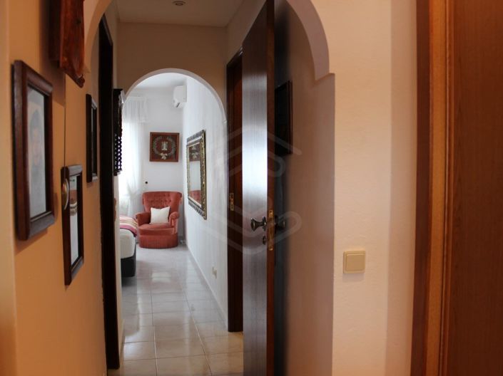 Image No.34-3 Bed House for sale