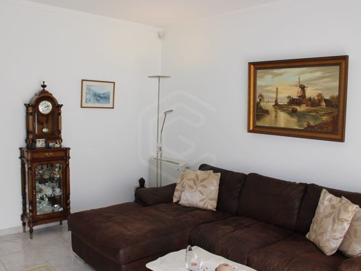 Image No.39-3 Bed House for sale