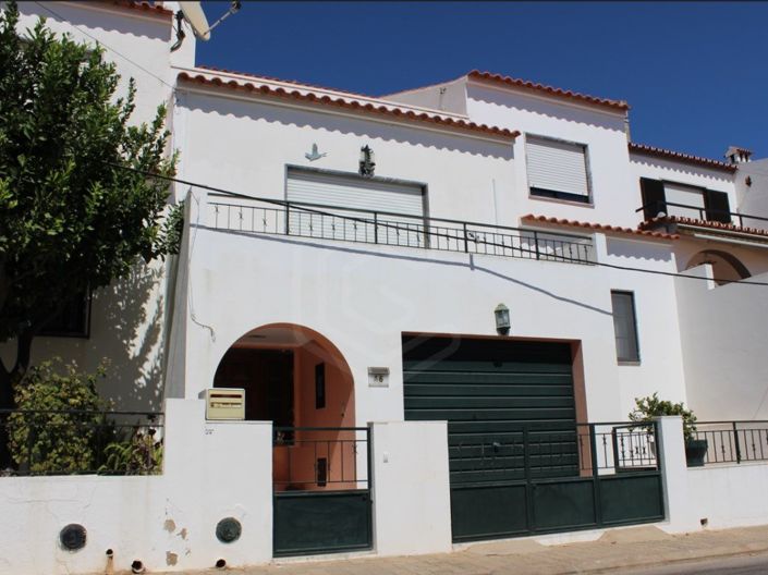 Image No.4-3 Bed House for sale