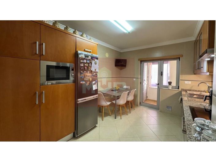 Image No.11-4 Bed Apartment for sale