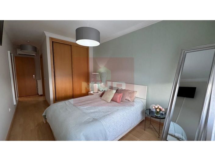 Image No.26-4 Bed Apartment for sale