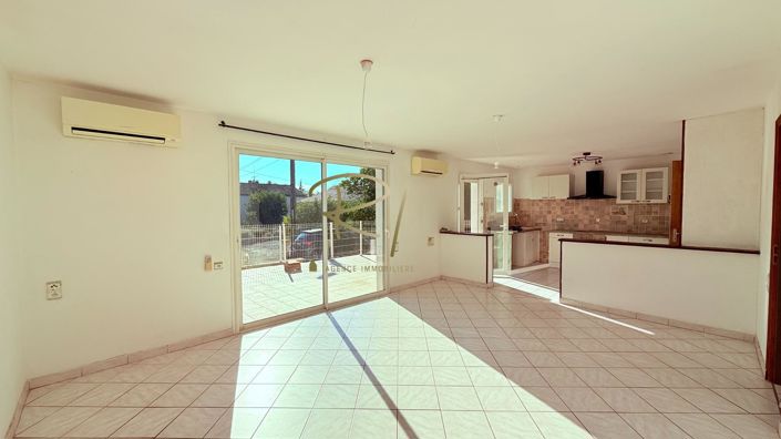 Image No.3-Maison de 3 chambres à vendre à Ruoms