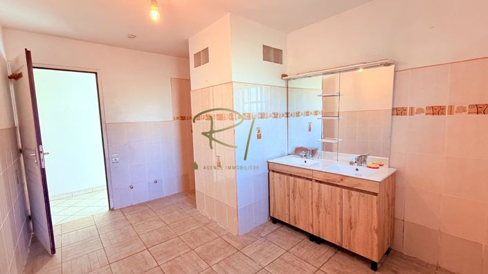 Image No.6-Maison de 3 chambres à vendre à Ruoms