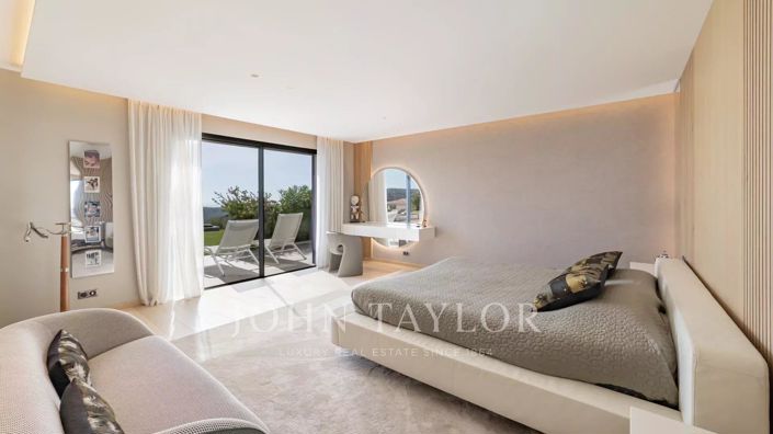 Image No.11-Maison de 6 chambres à vendre à Roquefort-les-Pins