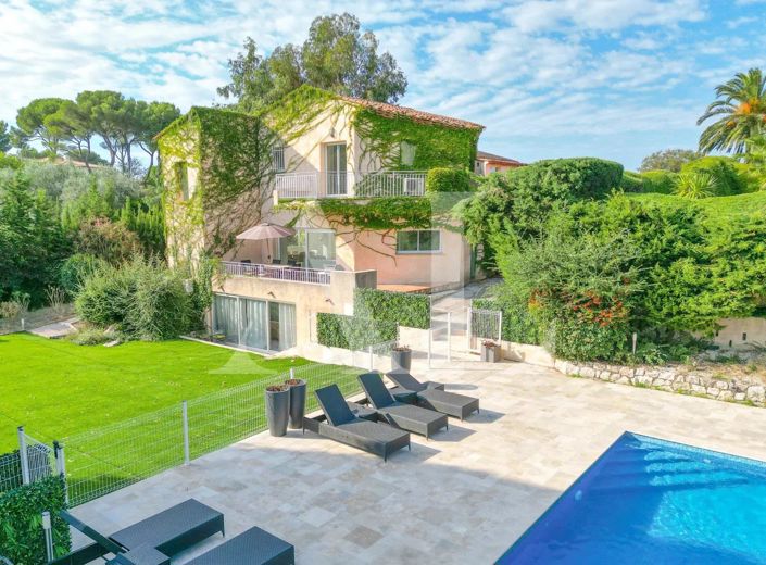 Image No.1-Maison de 8 chambres à vendre à Vallauris