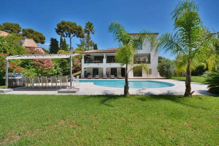 Image No.3-5 Bed House for sale