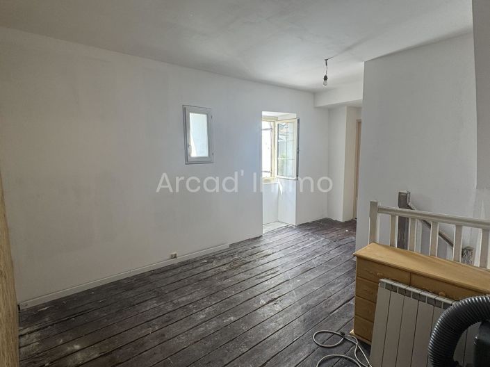 Image No.7-2 Bed House for sale