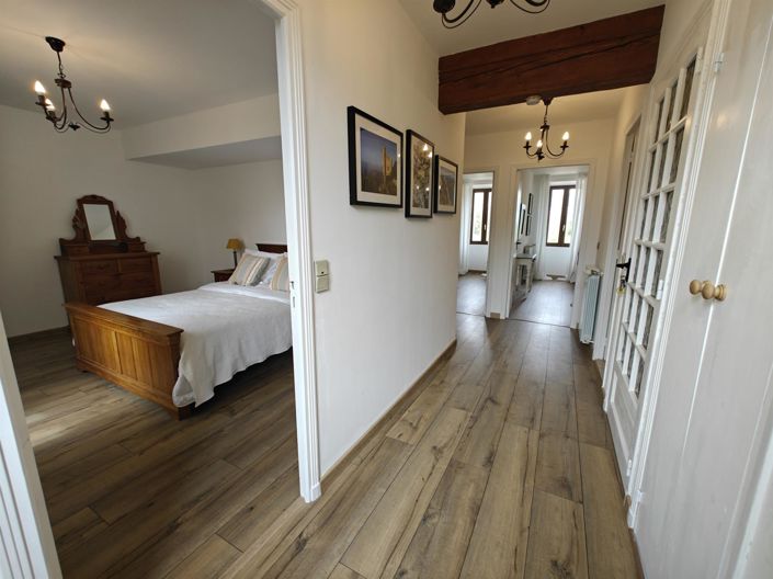 Image No.12-5 Bed House for sale