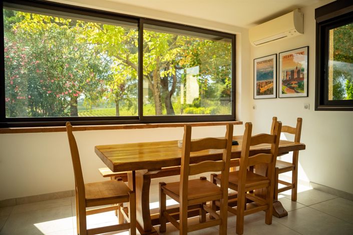 Image No.11-5 Bed House for sale