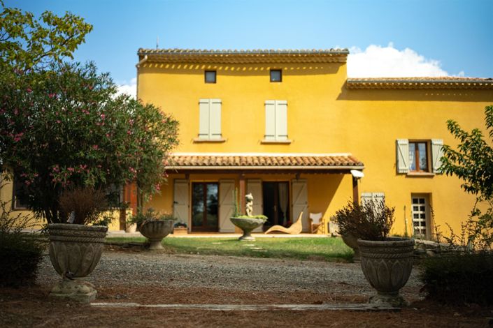 Image No.3-5 Bed House for sale