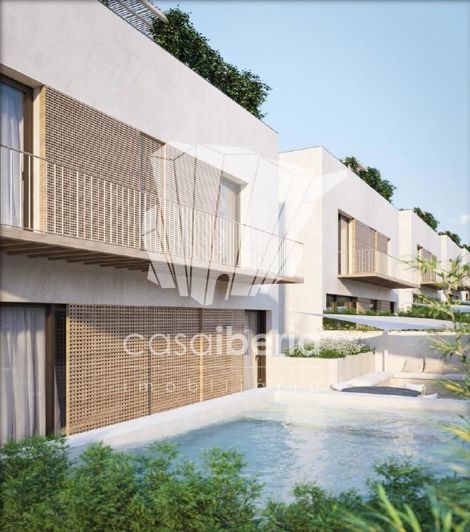 Image No.1-3 Bed House for sale