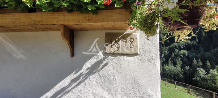 Image No.6-2 Bed House for sale