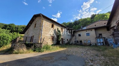 1 - Saint-Romain-de-Popey, House