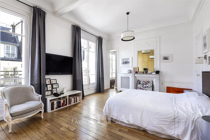 Image No.12-4 Bed Apartment for sale