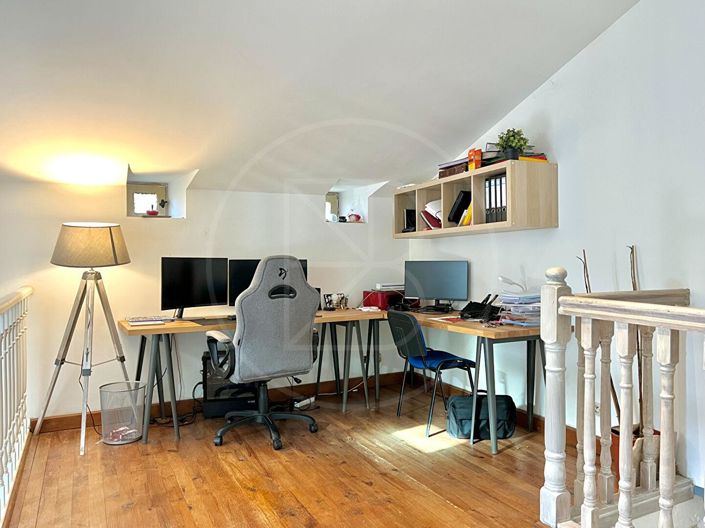 Image No.15-4 Bed House for sale