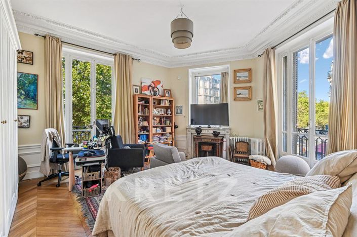 Image No.10-5 Bed Apartment for sale