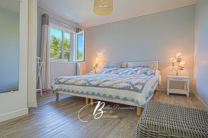 Image No.14-5 Bed House for sale