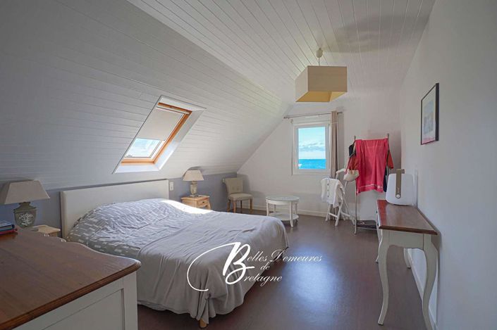 Image No.16-5 Bed House for sale