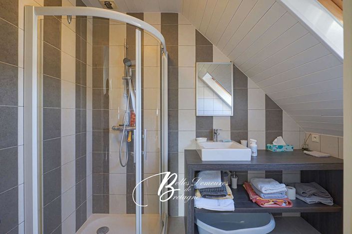 Image No.18-5 Bed House for sale