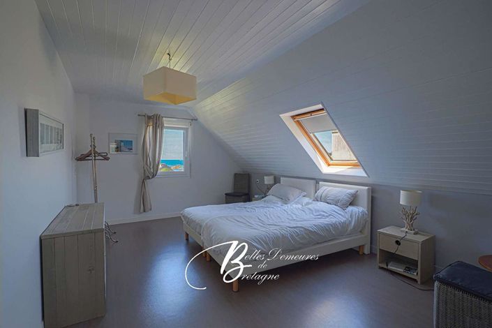 Image No.19-5 Bed House for sale