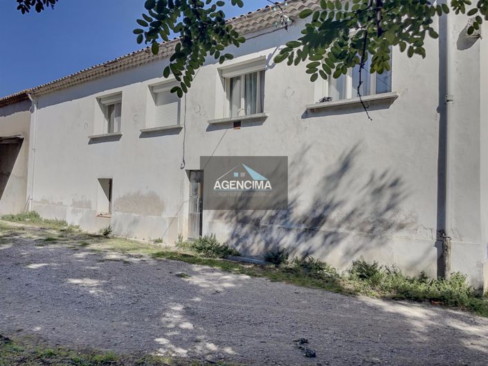 Image No.10-3 Bed House for sale