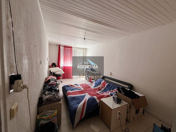 Image No.6-3 Bed House for sale