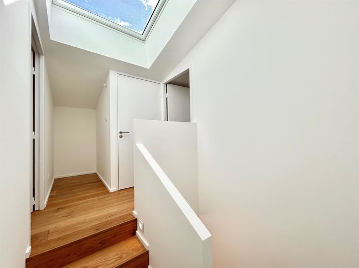 Image No.15-3 Bed Apartment for sale